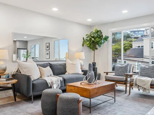 1592 Funston Ave, San Francisco, CA 94122