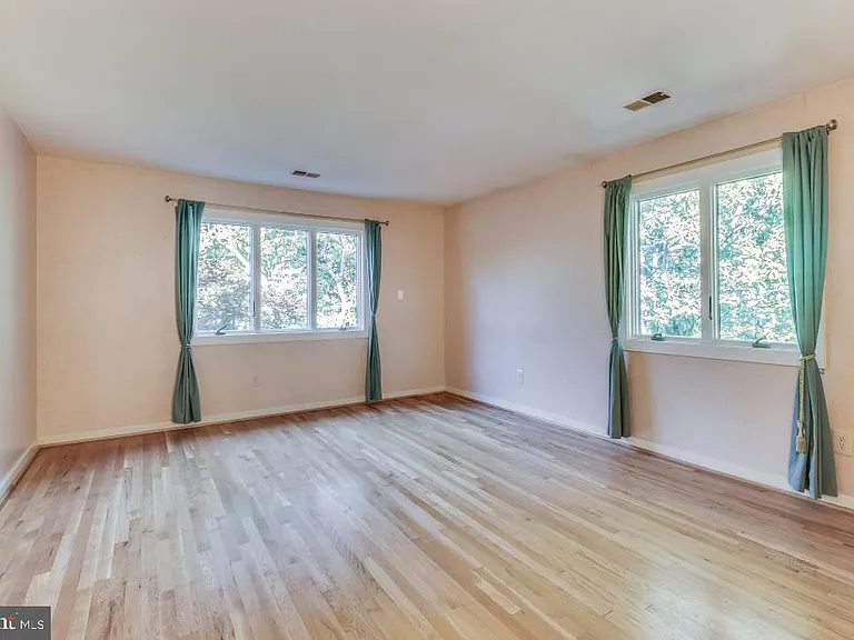 7220 Vistas Ln — Photo 20