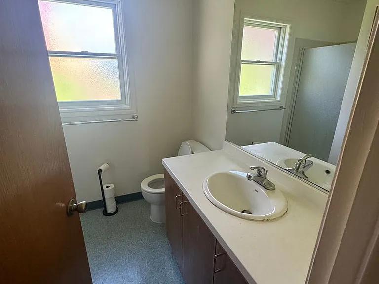 2436 Ellsworth St #B — Photo 12