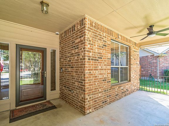 2nd image of 2508 Hourless Oaks Ln