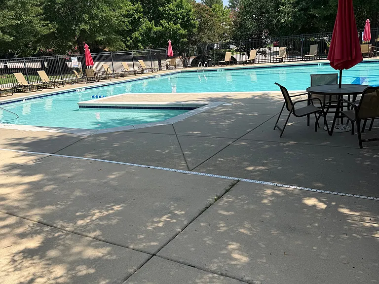 2023 Swimming Hole Cir — Photo 27
