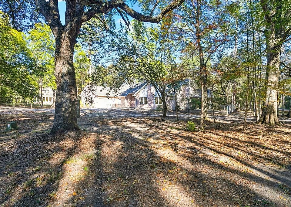 1st image of 67412 Southern Magnolia Ln