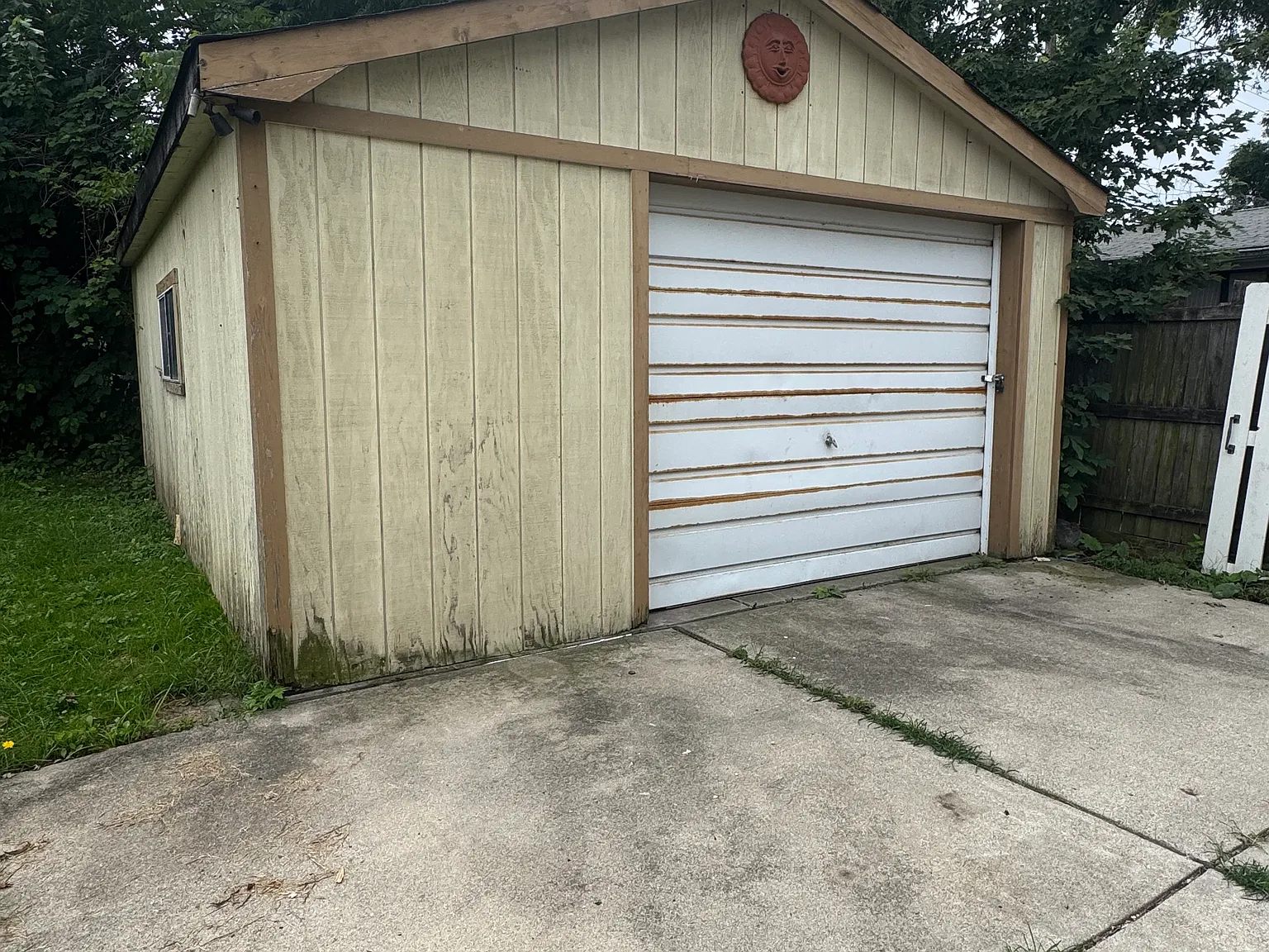 4 bed, 1008 sqft, $1,800 — Photo 3