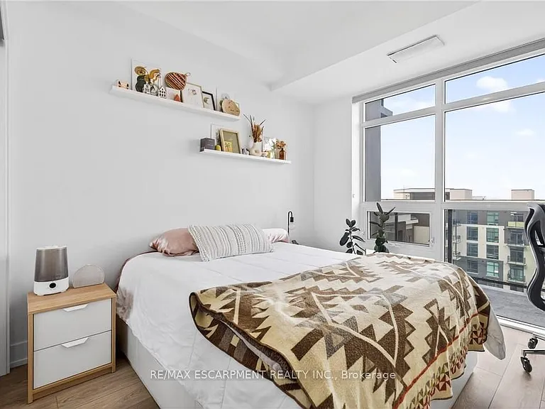 470 Dundas St E #710 — Photo 15