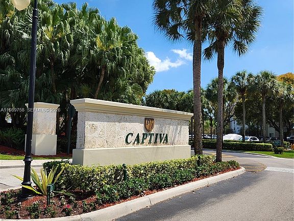 4th image of 10710 NW 66th St APT 402