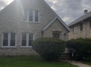 3127 N 54th St #2, Milwaukee, WI 53216