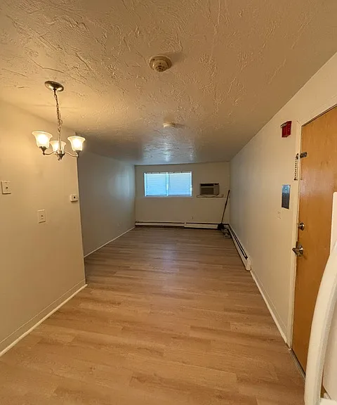 707 Bedford St #2 — Photo 3