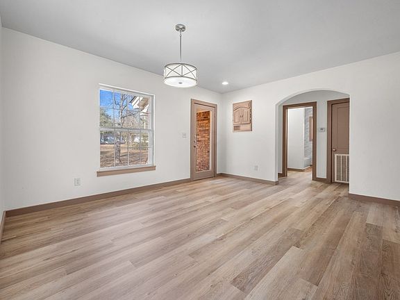 5th image of 1301 Pershing Ave