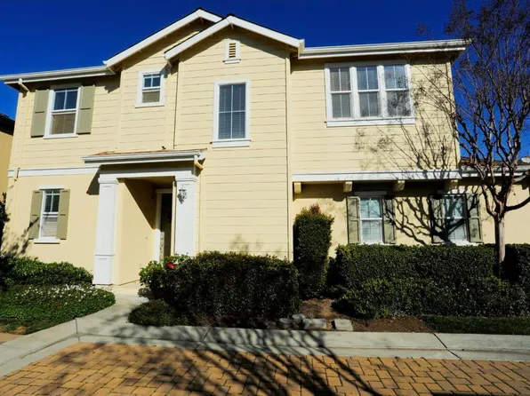 726 Tennyson Dr, Gilroy, CA 95020