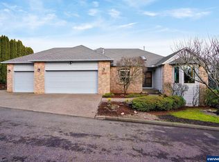 1733 Chapman Hill Dr NW, Salem, OR