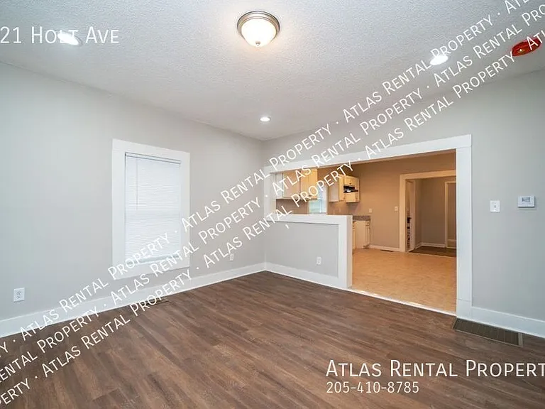 121 Holt Ave — Photo 9