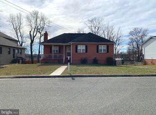 8505 Dunbar Ave, Landover, MD 20785