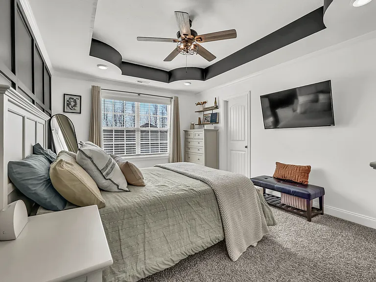 505 Sourwood Dr — Photo 17