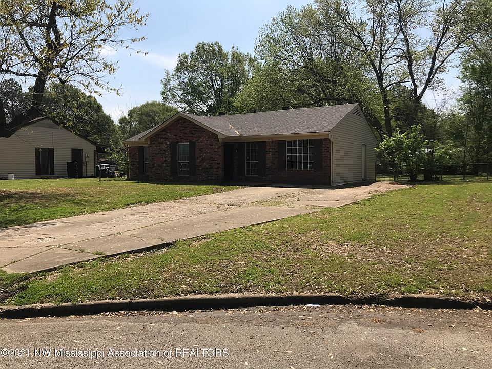 1st image of 2725 Ashwood Cv