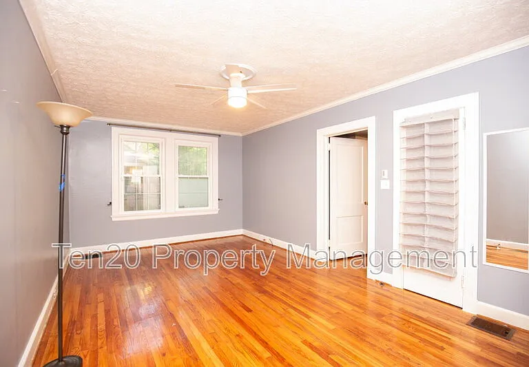 1708 Slade Dr — Photo 9