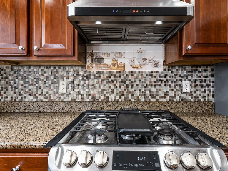 45149 Bartlett Dr — Photo 14