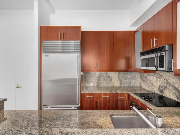 80 John Street image 2 of 10