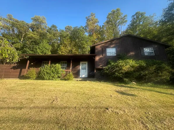 914 Meadow Heights, Paden City, WV 26159