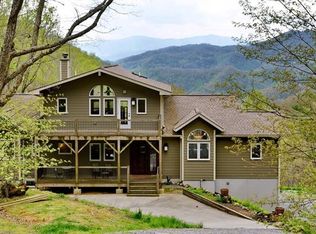 7 Listening Cv, Clyde, NC 28721