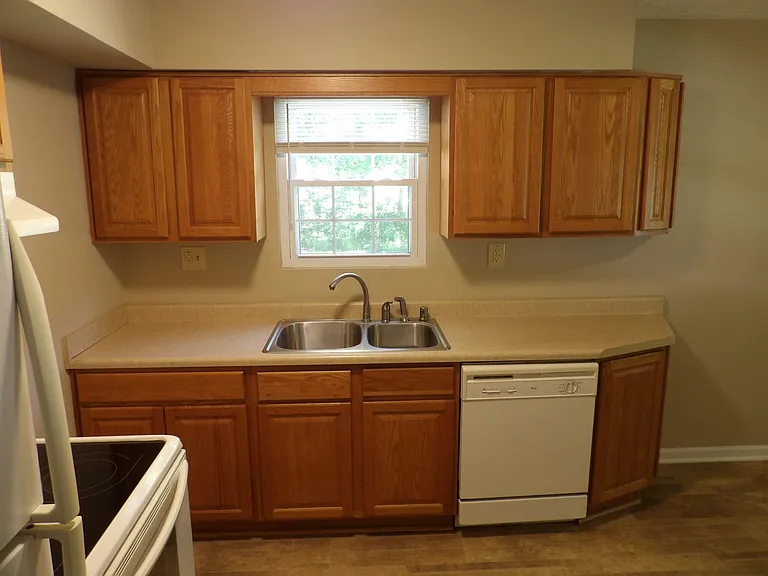 248 Meadowview Dr #2 — Photo 13