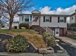 28 Division St, Pittston, PA 18640