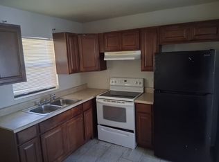 11955 SE 50th Avenue Rd APT B, Belleview, FL 34420