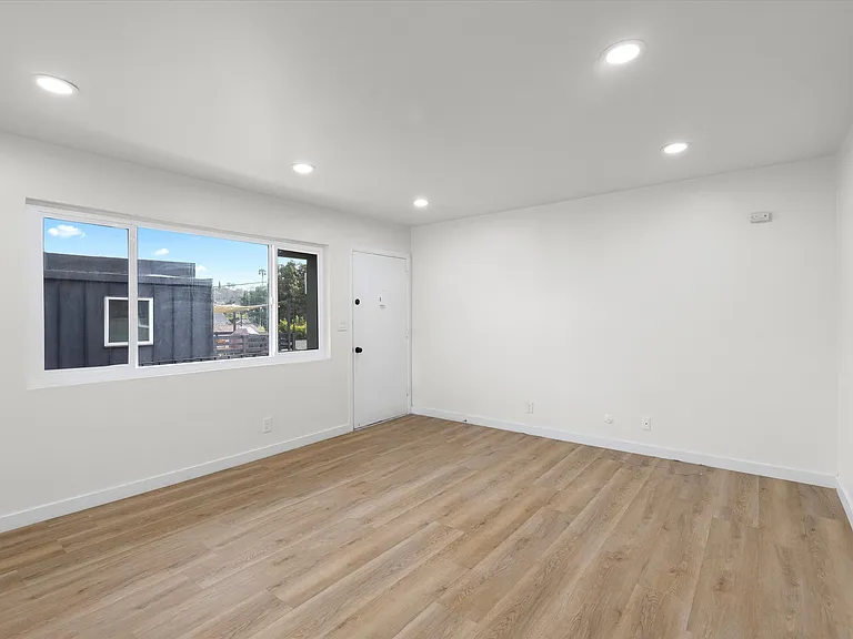 624 Silver Lake Blvd #3 — Photo 3