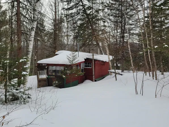 133 Red School House Road, Wheelock, VT 05851