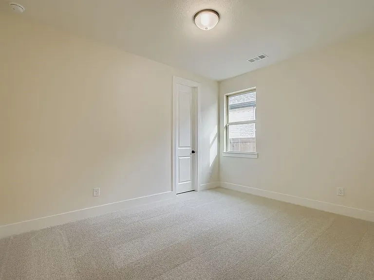 838 Stone Grove Rd — Photo 17