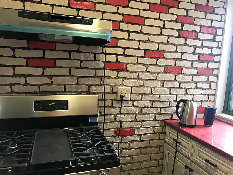 Kitchen (Oven W/ Range)