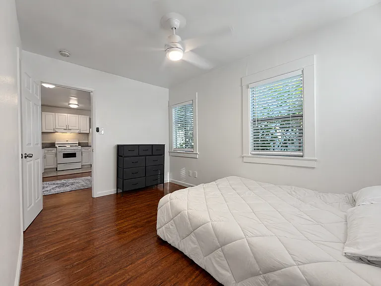 746 Daisy Ave #1 — Photo 7
