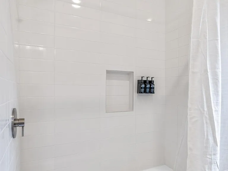 547 Winton Ter NE #1A — Photo 18