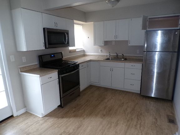 5th image of 2098 Ridgeview Rd APT B