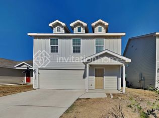 141 Parish Ln, New Braunfels, TX 78130