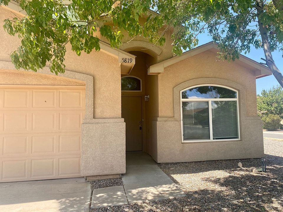 1st image of 5819 Coyote Peak Pl
