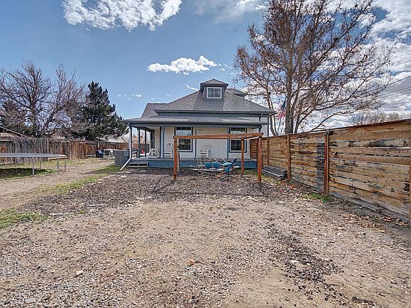 2nd image of 3055 E Rd