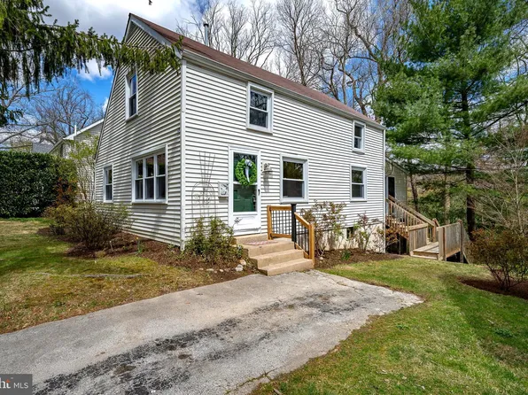 53 Midland Ave, Berwyn, PA 19312