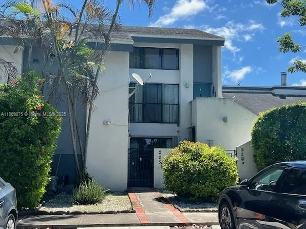 8301 SW 157th Ave APT 205, Miami, FL 33193