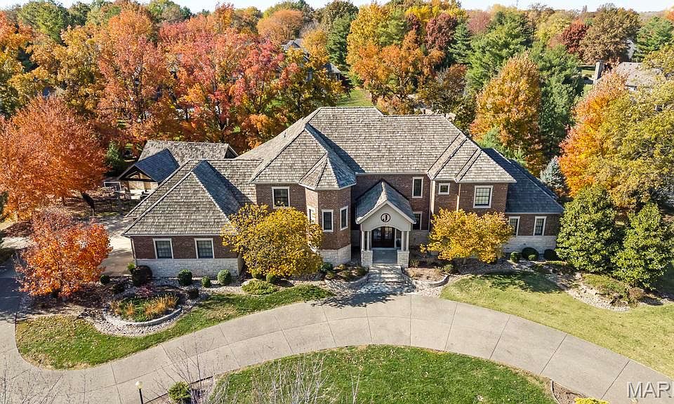 1st image of 103 Bristol Park Ln