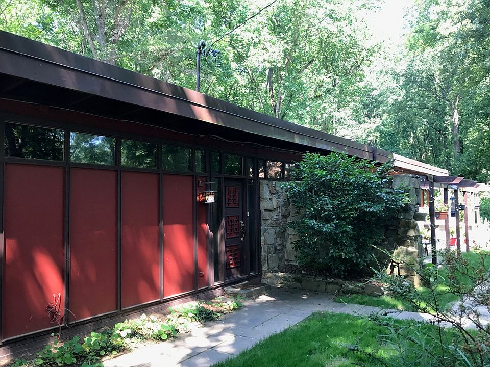 1st image of 9306 Overlea Dr