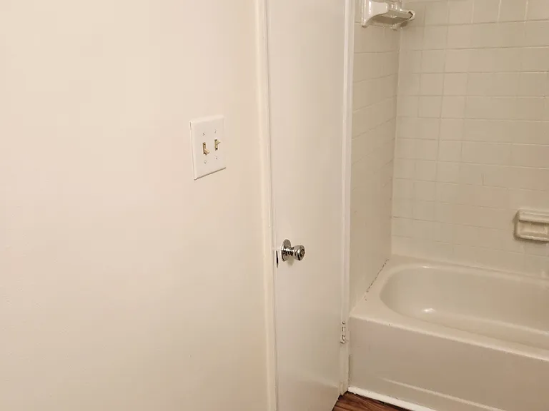 853 Saint Michaels Dr — Photo 35