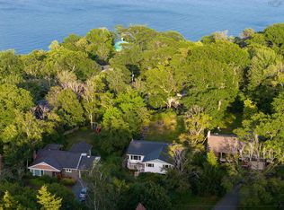 24 Lodge Dr, Halifax, NS B3M 2G7