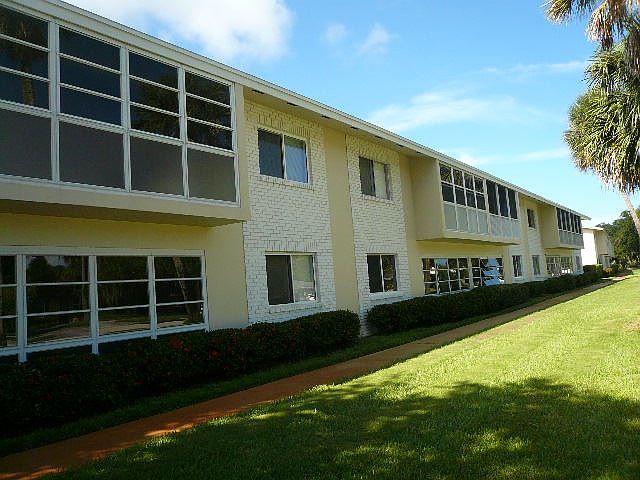 1st image of 600 Royal Palm Blvd