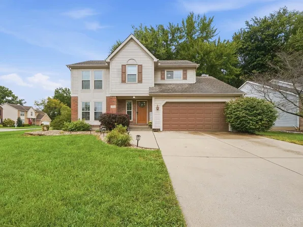 1332 Sprucewood Ct, Amelia, OH 45102