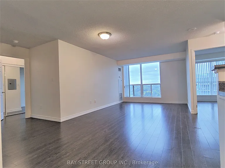 23 Lorraine Dr #1108 — Photo 3