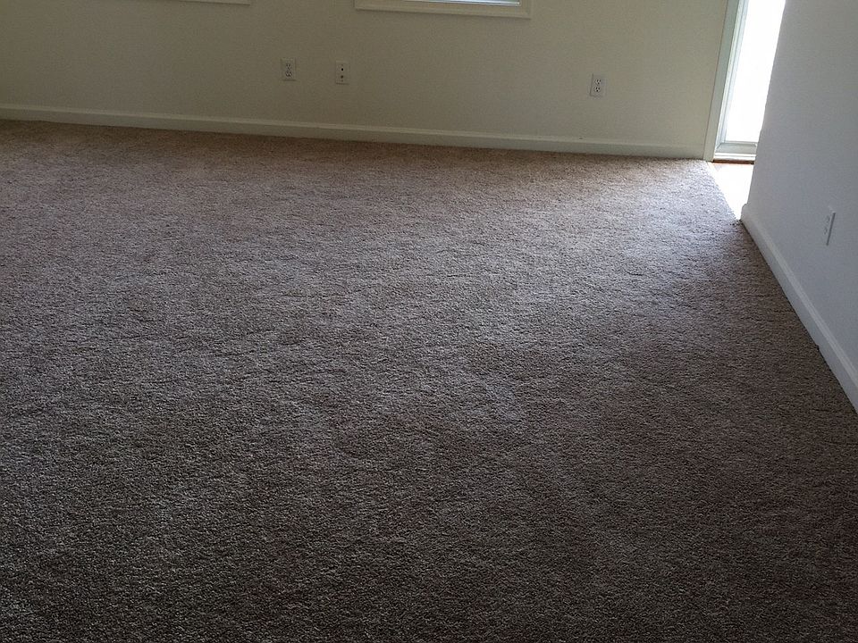 2nd image of 153 Autumn View Ln