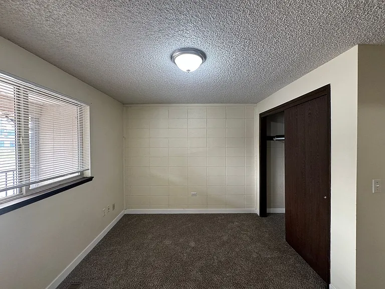4201-4209 Maple Ave — Photo 6