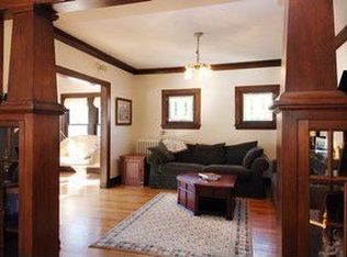415 S Vail Ave, Arlington Heights, IL 60005