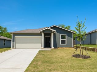414 E Munson St, Denison, TX 75020