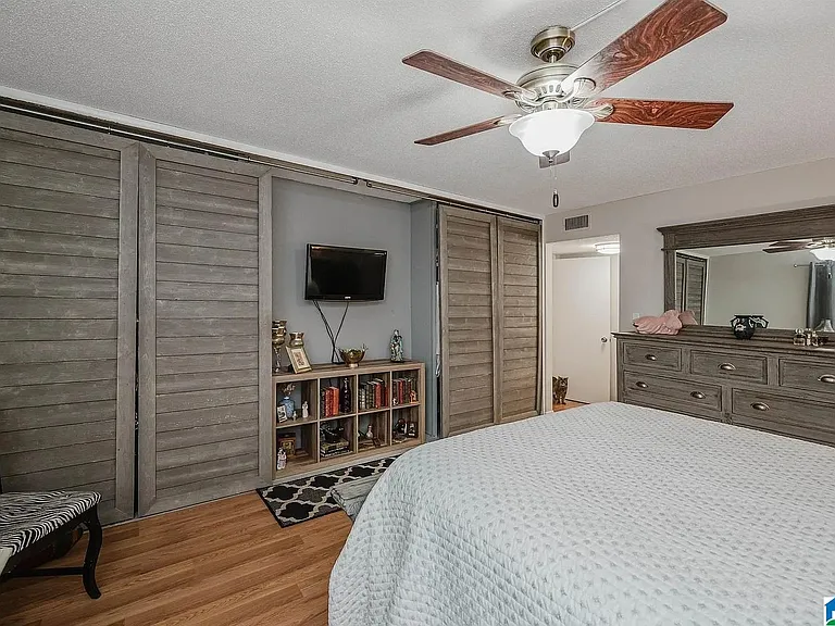 3101 Lorna Rd #1012 — Photo 9